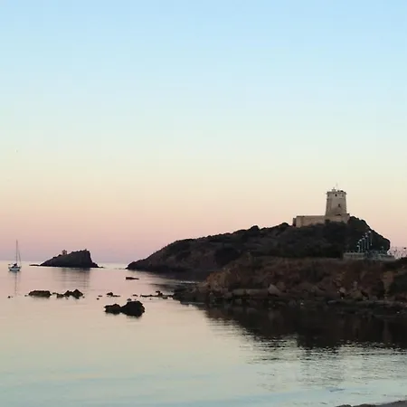 בית נופש Alex פולה